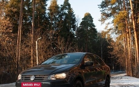 Volkswagen Polo VI (EU Market), 2016 год, 950 000 рублей, 2 фотография