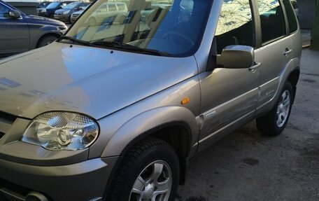 Chevrolet Niva I рестайлинг, 2011 год, 670 000 рублей, 14 фотография