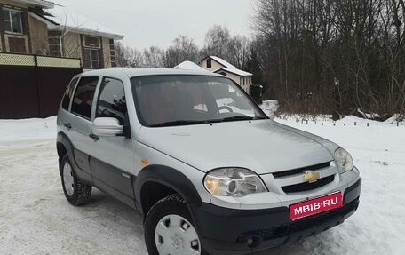 Chevrolet Niva I рестайлинг, 2010 год, 515 000 рублей, 1 фотография