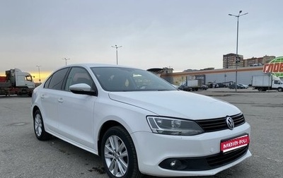 Volkswagen Jetta VI, 2013 год, 890 000 рублей, 1 фотография