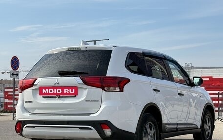 Mitsubishi Outlander III рестайлинг 3, 2019 год, 2 077 000 рублей, 22 фотография