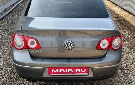 Volkswagen Passat B6, 2008 год, 750 000 рублей, 2 фотография