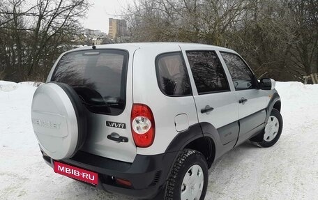 Chevrolet Niva I рестайлинг, 2010 год, 515 000 рублей, 3 фотография