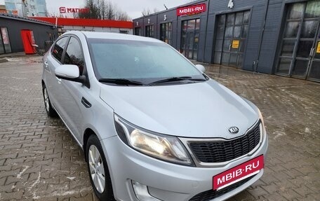 KIA Rio III рестайлинг, 2014 год, 860 000 рублей, 4 фотография