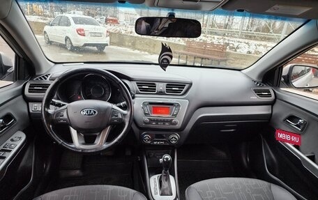 KIA Rio III рестайлинг, 2014 год, 860 000 рублей, 21 фотография