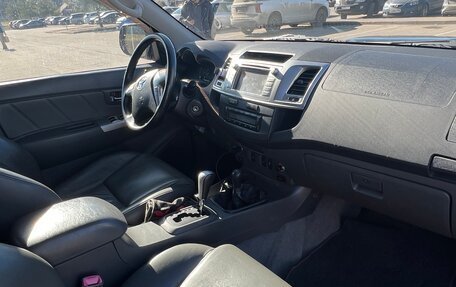 Toyota Hilux VII, 2013 год, 2 400 000 рублей, 8 фотография