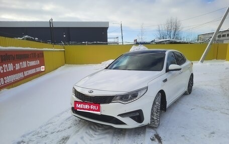 KIA Optima IV, 2018 год, 1 900 000 рублей, 5 фотография