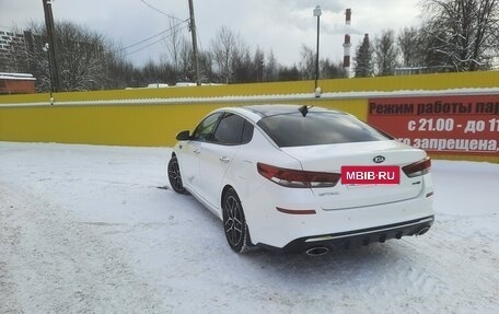 KIA Optima IV, 2018 год, 1 900 000 рублей, 9 фотография