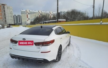 KIA Optima IV, 2018 год, 1 900 000 рублей, 13 фотография