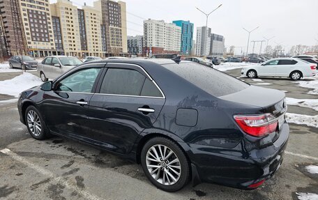 Toyota Camry, 2017 год, 2 470 000 рублей, 3 фотография