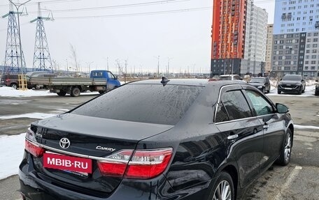 Toyota Camry, 2017 год, 2 470 000 рублей, 7 фотография