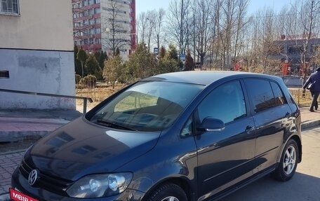 Volkswagen Golf Plus II, 2011 год, 780 000 рублей, 2 фотография