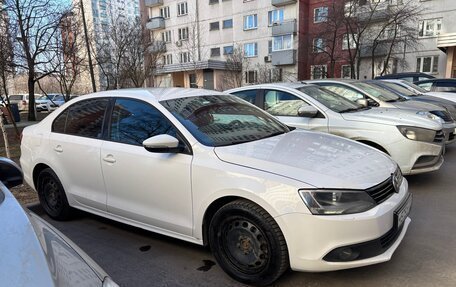 Volkswagen Jetta VI, 2013 год, 890 000 рублей, 13 фотография