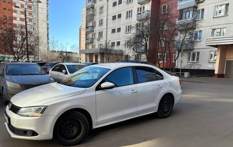 Volkswagen Jetta VI, 2013 год, 890 000 рублей, 8 фотография