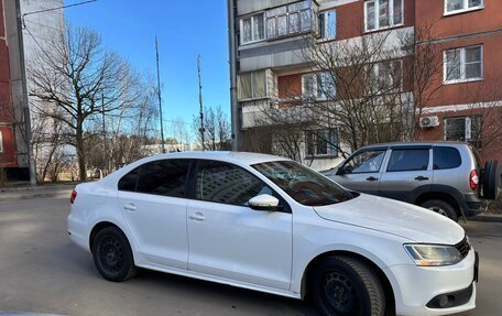 Volkswagen Jetta VI, 2013 год, 890 000 рублей, 7 фотография