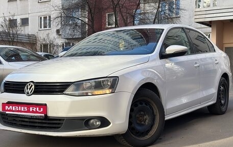 Volkswagen Jetta VI, 2013 год, 890 000 рублей, 6 фотография