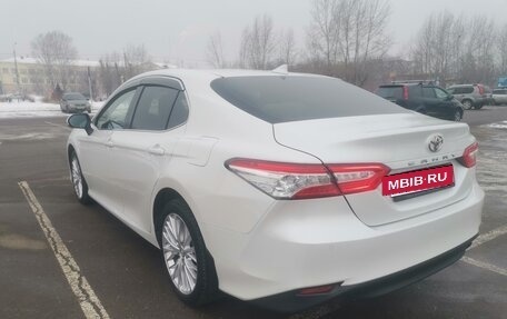 Toyota Camry, 2019 год, 2 700 000 рублей, 8 фотография