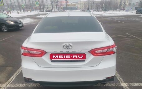 Toyota Camry, 2019 год, 2 700 000 рублей, 9 фотография