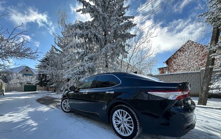 Toyota Camry, 2020 год, 3 800 000 рублей, 4 фотография