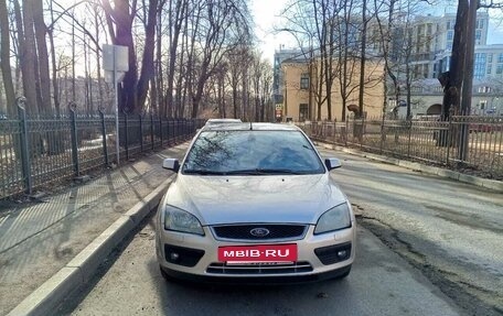 Ford Focus II рестайлинг, 2005 год, 385 000 рублей, 2 фотография