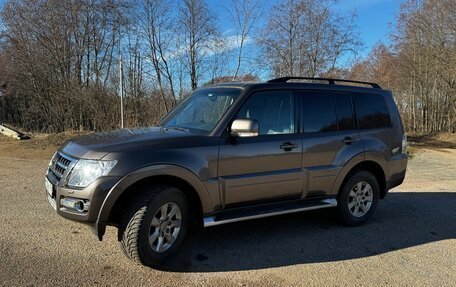 Mitsubishi Pajero IV, 2015 год, 2 900 000 рублей, 6 фотография