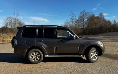 Mitsubishi Pajero IV, 2015 год, 2 900 000 рублей, 16 фотография