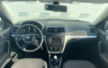 Skoda Yeti I рестайлинг, 2010 год, 700 000 рублей, 13 фотография