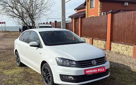 Volkswagen Polo VI (EU Market), 2019 год, 1 600 000 рублей, 2 фотография