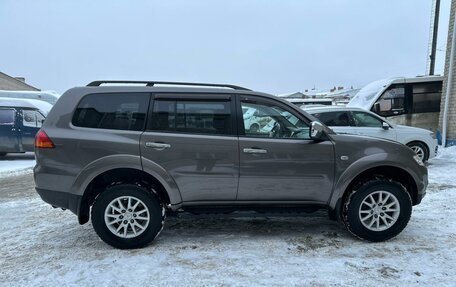 Mitsubishi Pajero Sport II рестайлинг, 2011 год, 1 650 000 рублей, 3 фотография