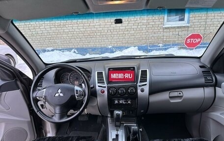 Mitsubishi Pajero Sport II рестайлинг, 2011 год, 1 650 000 рублей, 10 фотография