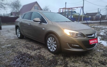 Opel Astra J, 2013 год, 1 000 000 рублей, 2 фотография