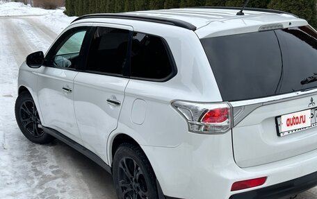 Mitsubishi Outlander III рестайлинг 3, 2012 год, 1 190 000 рублей, 7 фотография