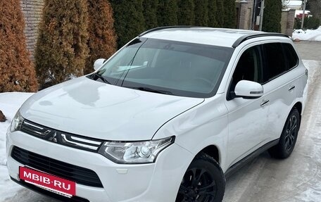 Mitsubishi Outlander III рестайлинг 3, 2012 год, 1 190 000 рублей, 5 фотография