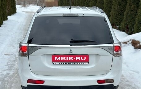 Mitsubishi Outlander III рестайлинг 3, 2012 год, 1 190 000 рублей, 8 фотография