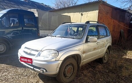 Chevrolet Niva I рестайлинг, 2011 год, 510 000 рублей, 2 фотография