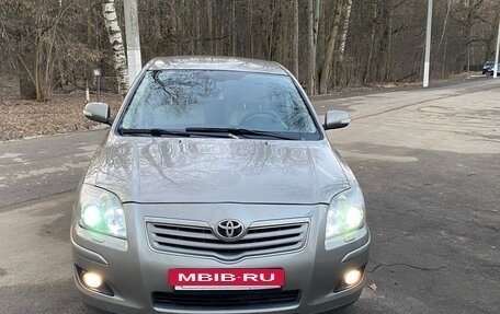 Toyota Avensis III рестайлинг, 2007 год, 850 000 рублей, 2 фотография