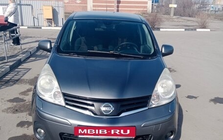 Nissan Note II рестайлинг, 2011 год, 870 000 рублей, 2 фотография