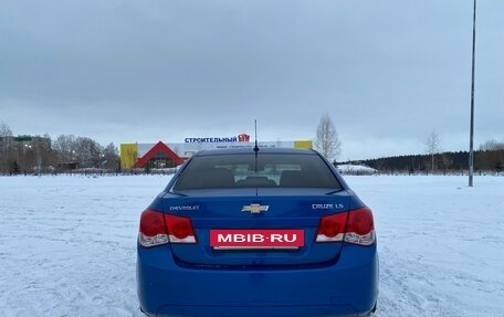 Chevrolet Cruze II, 2011 год, 690 000 рублей, 6 фотография