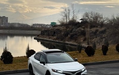 Toyota Camry, 2022 год, 3 800 000 рублей, 1 фотография