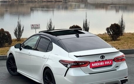 Toyota Camry, 2022 год, 3 800 000 рублей, 4 фотография