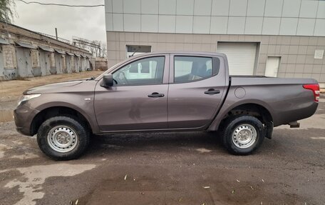 Mitsubishi L200 IV рестайлинг, 2017 год, 2 500 000 рублей, 6 фотография