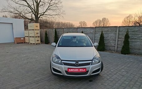 Opel Astra H, 2010 год, 690 000 рублей, 1 фотография