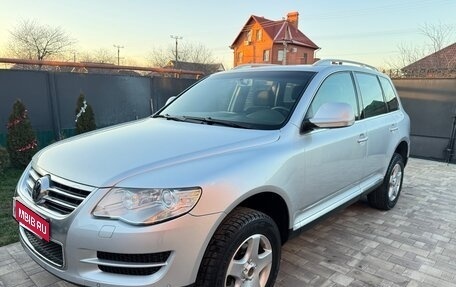 Volkswagen Touareg III, 2007 год, 1 880 000 рублей, 2 фотография