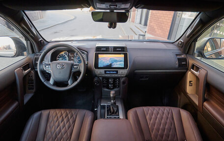 Toyota Land Cruiser Prado 150 рестайлинг 2, 2019 год, 9 500 000 рублей, 16 фотография