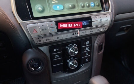 Toyota Land Cruiser Prado 150 рестайлинг 2, 2019 год, 9 500 000 рублей, 21 фотография