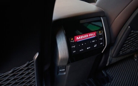 Toyota Land Cruiser Prado 150 рестайлинг 2, 2019 год, 9 500 000 рублей, 32 фотография