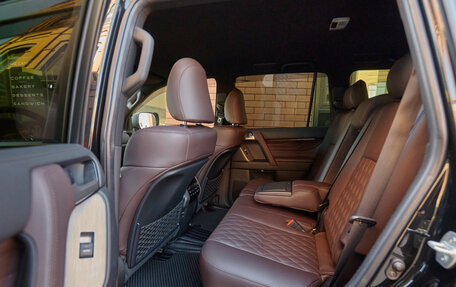 Toyota Land Cruiser Prado 150 рестайлинг 2, 2019 год, 9 500 000 рублей, 33 фотография
