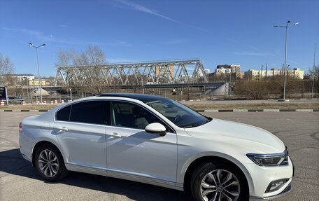 Volkswagen Passat B8 рестайлинг, 2021 год, 4 000 000 рублей, 19 фотография