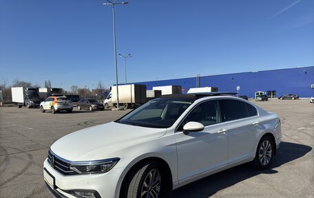 Volkswagen Passat B8 рестайлинг, 2021 год, 4 000 000 рублей, 17 фотография