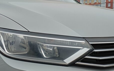 Volkswagen Passat B8 рестайлинг, 2016 год, 1 820 000 рублей, 20 фотография